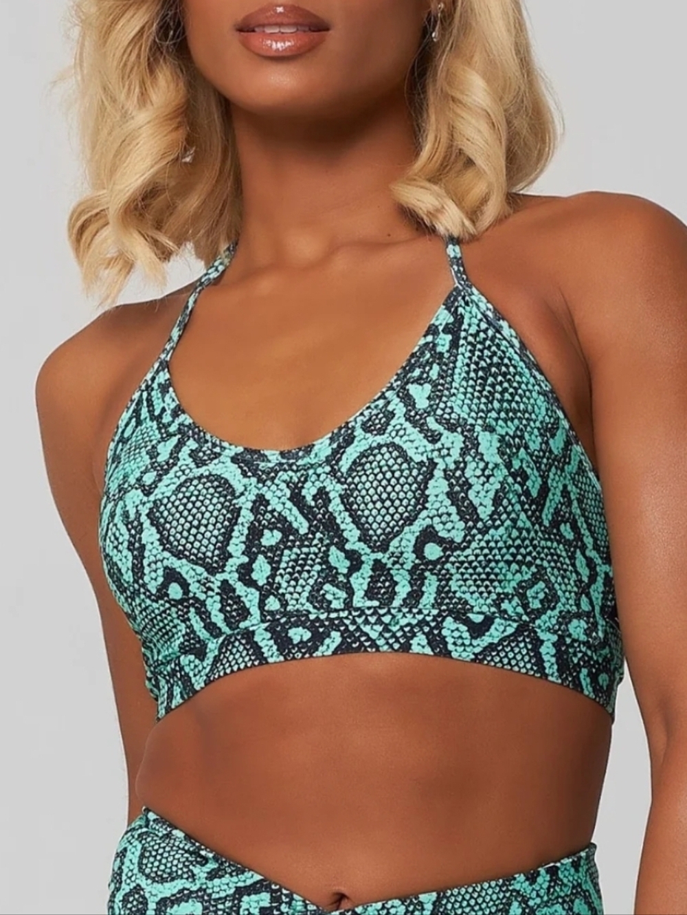 Lici Fit Boa Convertible Bra Large Aqua Snake Print